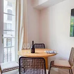Bel appartement 50m2 à 100m de la place des Lices